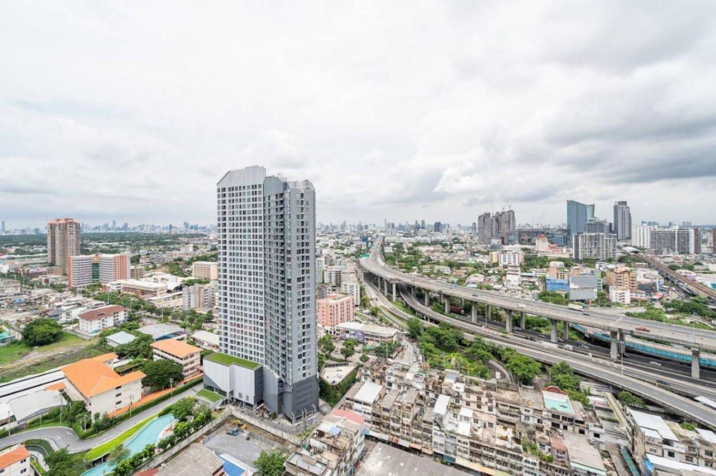 Bkk Downtown2Min Walk Tobts Apartment Ban Khlong Samrong Exterior photo